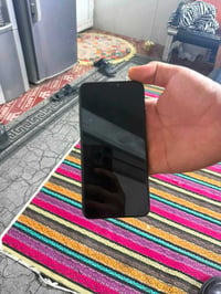 للبيع ايفون اكس اس ماكس ذاكره 256 بطاريه ١٠٠ مبدله جهاز نضيف  رقمي 077...