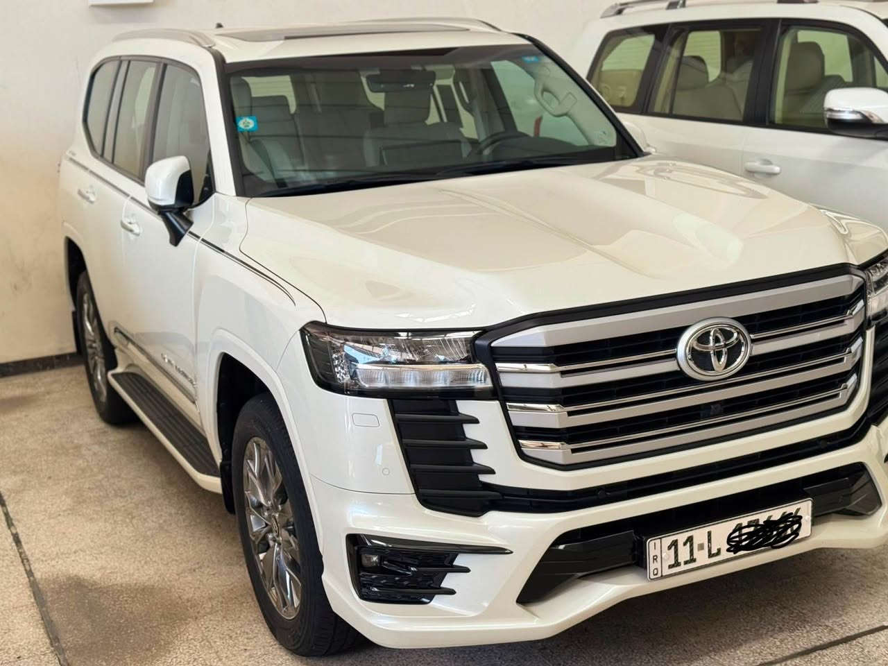 🚘 للبيع: تويوتا لاندكروزر 2024

🔹 موديل 2024
🔹 لممتد ساز
🔹 الممشى: 18 ألف كم حقيقي
🔹 رقم بغداد (باسمي)
🔹 مكفولة كفالة عامة
🔹 السيارة بحالة ممتازة جداً ولا تحتاج أي مصروف

📍 العنوان: بغداد

للاستفسار والمعلومات أكثر يرجى التواصل على الخاص أو الاتصال. ‭***********‬ بغداد, العراق
