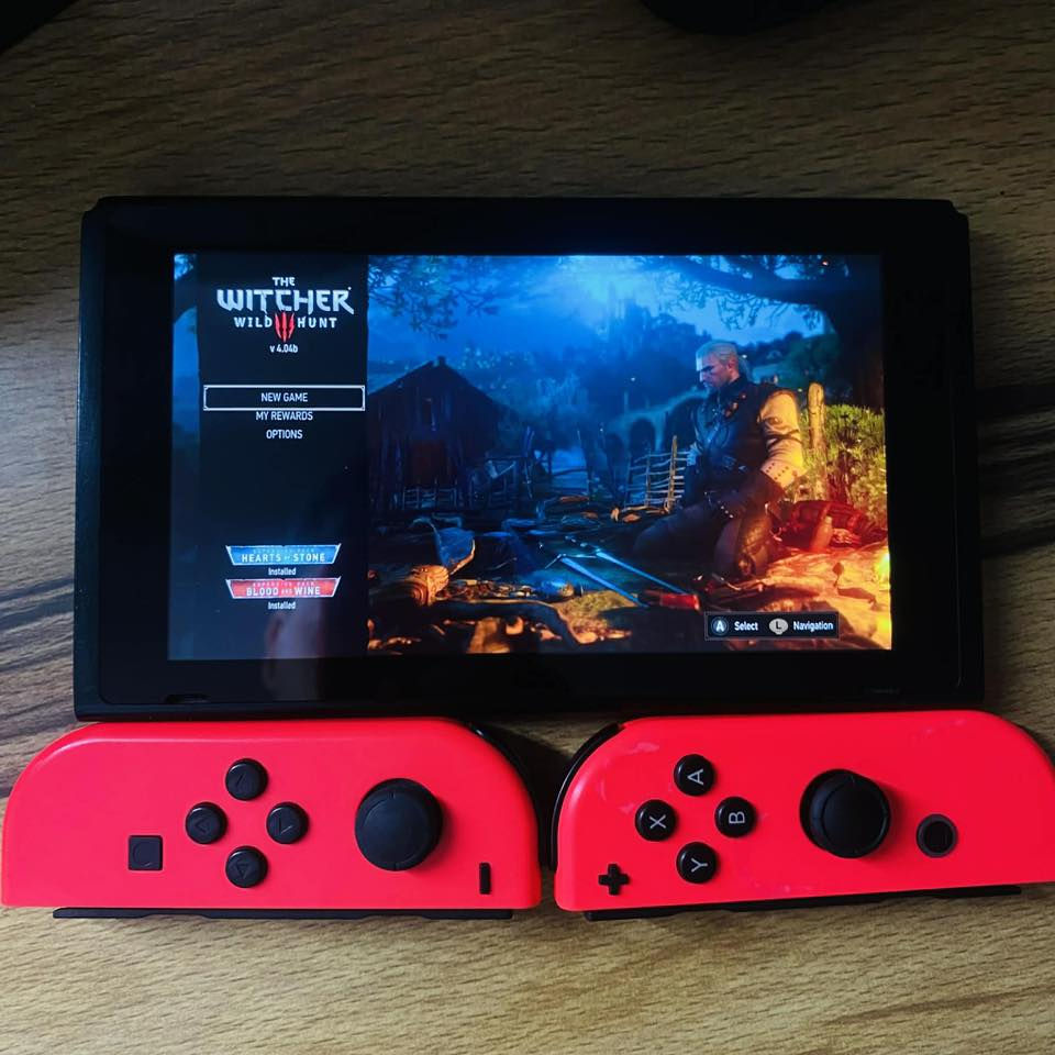 السلام عليكم، تم العرض للبيع وبسعر مناسب
نينتيندو سويتش LCD العادي مهكر قطعه اصلي 

نضامين معزول online + offline بجميع الملفات والبرامج

النينتيندو النسخة المحسنة باندل مميز والنضافه ممتازة

خالي من اي مشكله سليم من كل النواحي 

اللمس - الاتصالات - الازرار - التحكمات - الصوت 

كل شيء سليم ويأتي مع الضمان الاستلام من باب البيت

الجهاز بذاكره 32 + رام خارجي مميز 256 جيجا

محمل عليه اقوى واجمل الالعاب مثل :

The witcher 3 - stray 🐈 - mortal combat full game

فيفا ايضا والكثير من الالعاب موضح بالصور …

اون لاين شغال لجماعه فورت نايت - روكيت ليك - يوتيوب 

ملحقات الجهاز كاملة وشغاله مع النضافه الممتازة :

الدوك للعرض ع البلازما - شاحنه Nintendo اصليه -

جوستك حامل جويكون - جويكون الاصلي - كيبل hd -

سلايدات جويكون - حقيبه نينتيندو  

السعر 250 الف فقط / علما 350 في المحلات 

العنوان  / بغداد - حي النصر 

الرقم / ***********

يوجد توصيل لجميع المناطق والمحافظات
