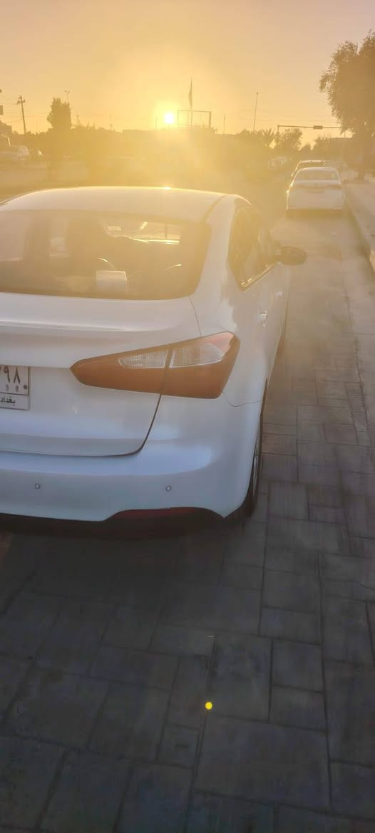 السلام عليكم.
كيا سيراتو 2016

خليجي  رقم بغداد.

مواصفات تحكم ستيرن جيهتين

لد امامي..بلاجكتور مرايت شفط 5 ويلكب يدات نيكل داخل لونين ساحبه حاكيه

لون ابيض صدفي

سياره مكفول من فتح وتبديل فقط بارد  قليل هلال جاملغ  الامامي / حالوب قماره شي قليل مبين

ماشيه ١٣٢ الف فقط

محرك ١٦٠٠

السعر ١٢٠ وبيه مجال/***********
مكاني بغداد حي الجهاد
