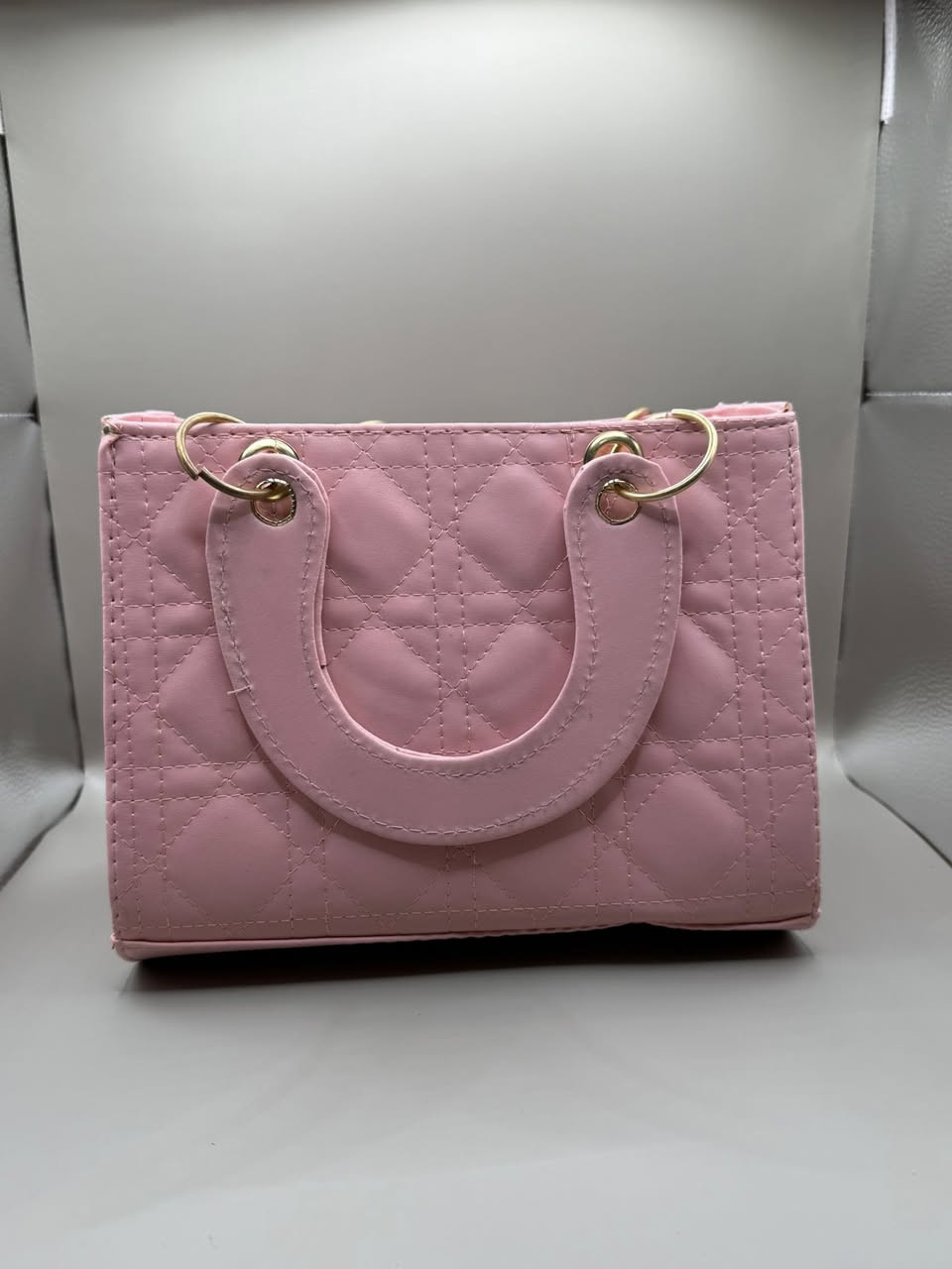 شلعه ١٥ قطعه سعرها ٥٠ الف توصيل 5 جميع المحافضات والي يريدها يدز رقم وعنوان وقرب نقطه داله


**إذا كنت صاحب هذا الإعلان وتريد حذفه لأي سبب، رجاءا أرسل رسالة إلى الدعم الفني**