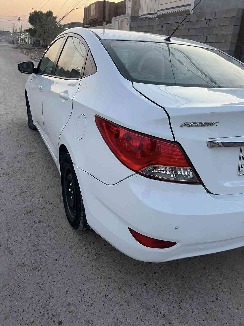 اكسنت 2015 خليجي بأسمي مكينه دوش 1600 قطرتين سياره جديده بيهه 4 قطع بيهن صبغ بدون ضربه مكفوله من الضربه السعر 89 أو مراوس حسب القناعه بغداد مدينه الصدر *********** اثير ***********4
