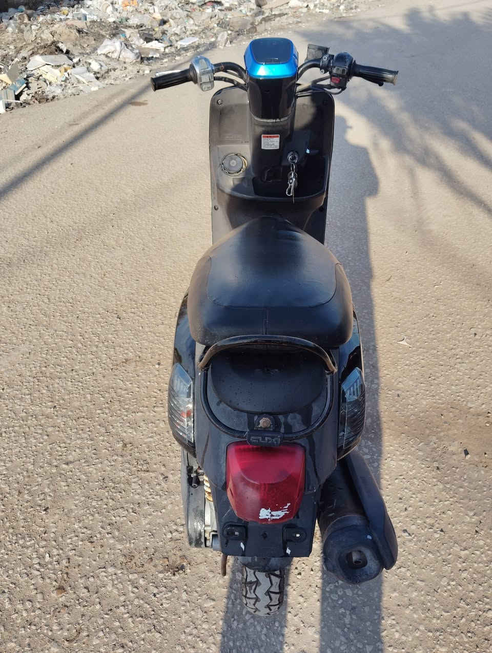 السلام عليكم بوليس مسطره موديل 14مكفوله 800
وماكس عدله مكفولة ومختمه نقصه باتري فقط  السعر 400العنوان بابل القاسم ***********
