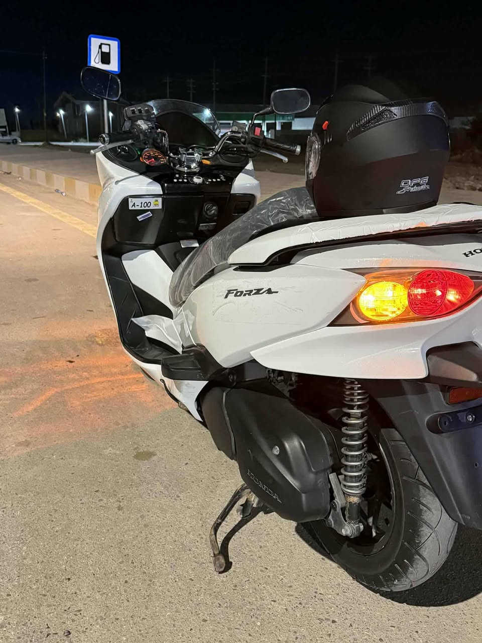 #تـــحفــه_فــنـيـه #رمبه
 فورزه اسفن  صفر 10 جديده لوك  وكاله   نظافة  لون مميز ابيض صدفي   المواصفات 

7 كير 4 تحويلات 

مسجل راديو 📻 بلاد 
اريل 
اوكس موبايل 📱 
  رقم 📱 ***********
ذي قار قضاء الدواية
