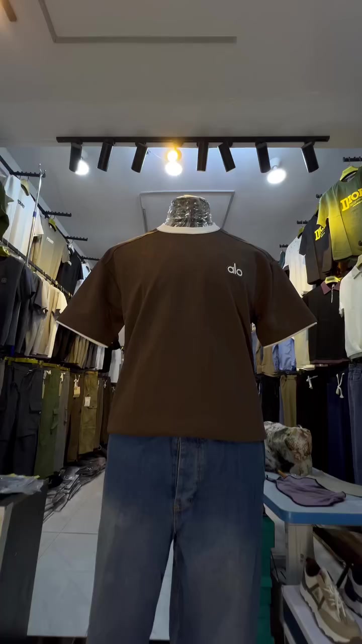 بنطرون كصه عدله كسره وسطيه ب 15 الف 
تشيرت ماستر ب 15 الف 
كل القياسات متوفره 

تتوفر خدمه توصيل 
للحجز خاص او واتساب 
رقم / *********** 

العنوان كوت الفلاحيه شارع 30
قرب صيدليه كربلاء 
مجاور أفران الرضا 
أزياء العالمي
متواجدين بالمحل من 3 الظهر لحد 12 بليل
