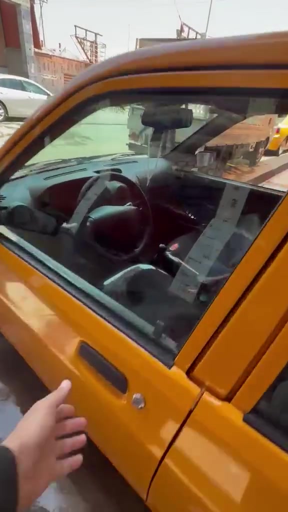 سلام عليكم سايبه  موديل ٢٥ 
بيع مستعجل هيه مفره وخرامات السياره جاهزه من كلشي بس اشغل وتوكل تنبيه هام السياره بيه بارد بل جوملغ الخلفي شبر والسعر ٧٣$ وبيه مجال الشرايع  العنوان الدوانيه ***********
