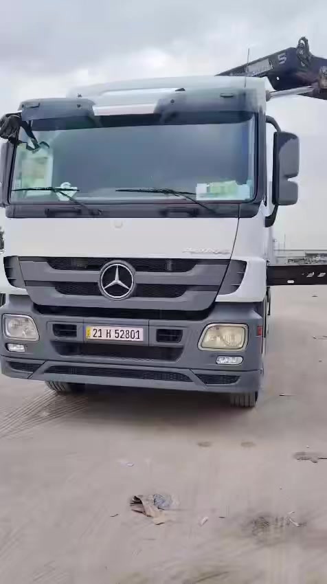 اكتروز موديل ٢٠١١سنويه جديده  كرين موديل ٢٠٠٨فول سيفتي ٥سلايت واحد يدوي الكرين ٨طن لليع ***********
