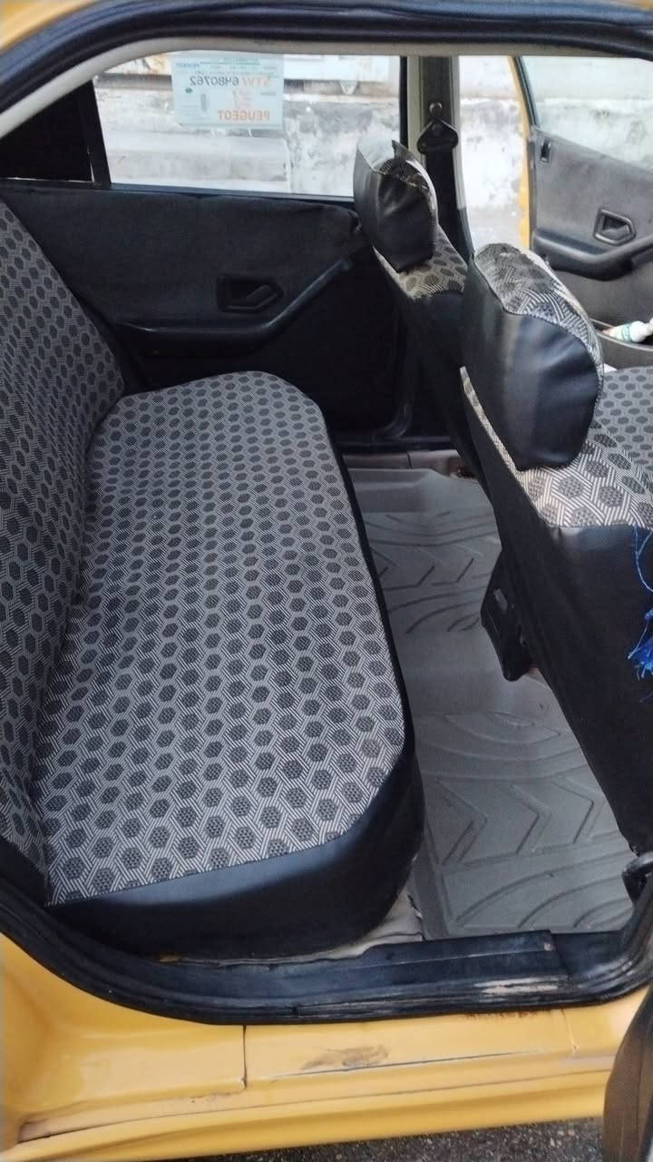 السلام عليكم بيجو بارص 2015 مصفره هيئه وغرامات سنويه لل30 سياره لا تبديل ولا صبغ. مكينه كير فقط عوزها تبريد. خياسات ذني مبينات بالصوره كدام عينك رقم انكليزي واسط. مكانها كوت.
السعر 38 وبيها مجال. ***********
