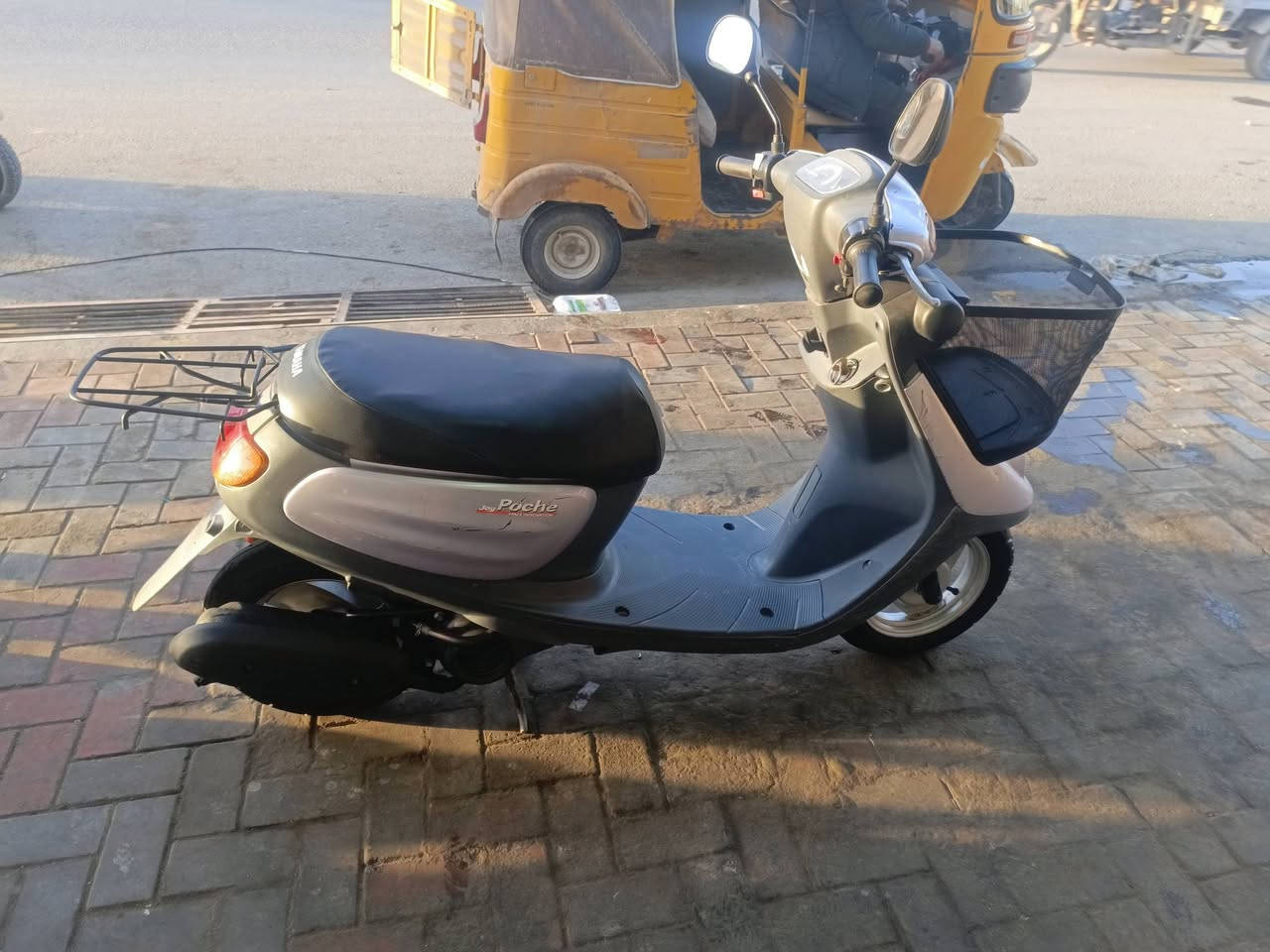 السلام عليكم منو يدور رخيص وما مفتوح
دراجه منغولي للبيع الدراجة تحفه نفس ما تشوفون 
 وشغالة للاخير على وضع الوكاله برغي ما مفتوح بيه ولا مبدل
السعر 650 وبيه مجال 
العنوان كربلاء القادسية قرب محطة بنزين القادسية 
ورشة محمد للدراجات
‏‪***********‬‏
