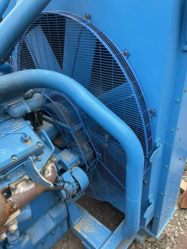 للبيع مولد روز رايز ١٢ سلندر المولده منزل رنكات فقط والباقي اصلي راس توليد ستانفورد ٦٠٠ كيفي المولده كلش حلوه بغداد الجرف ***********
