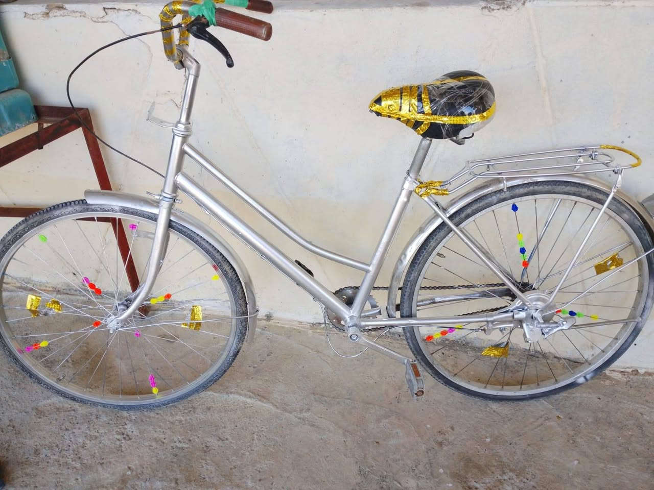 بسكل حجم ٢٦. سعر.  ٦٠. وبي مجال حك جيه


**إذا كنت صاحب هذا الإعلان وتريد حذفه لأي سبب، رجاءا أرسل رسالة إلى الدعم الفني**