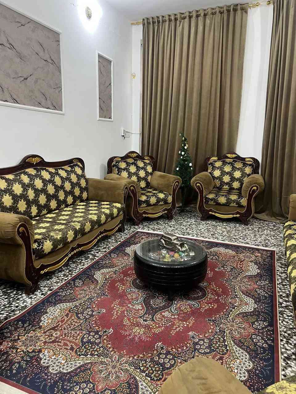 تخم للبيع تزكام شغل ثكيل كلش
السعر ٣٥٠ وبي مجال قليل حله ابي غرق 

اتصال او واتساب 

***********
