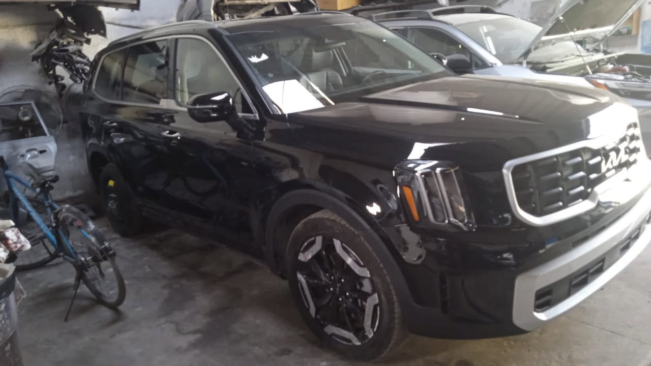 جماعه كتاب شهداء كيا تلورايد موديل 25 مستعجل على البيع سعر بلاش 165 ورقه واصل بصره مصلحه وكامله ***********
