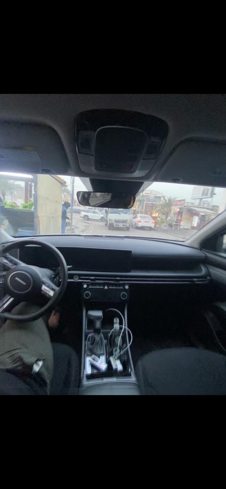 سلام عليكم
سياره توسان للبيع موديل ٢٠٢٥ سياره وارد امريكي 2 ويل مواصفات بصمه تشغيل عن بعد رادار امامي رادار خلفي نقطه عمياء كشن تدفئه وبيها بعد مواصفات 
الاستفسار / ***********
