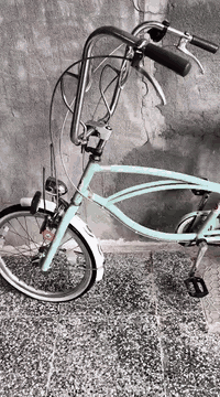 السلام عليكم ورحمه الله وبركاته باسكل تكسي للبيع المكان بغداد شهداء السيديه قرب  تقاطع درويش الرقم ***********السعر150
