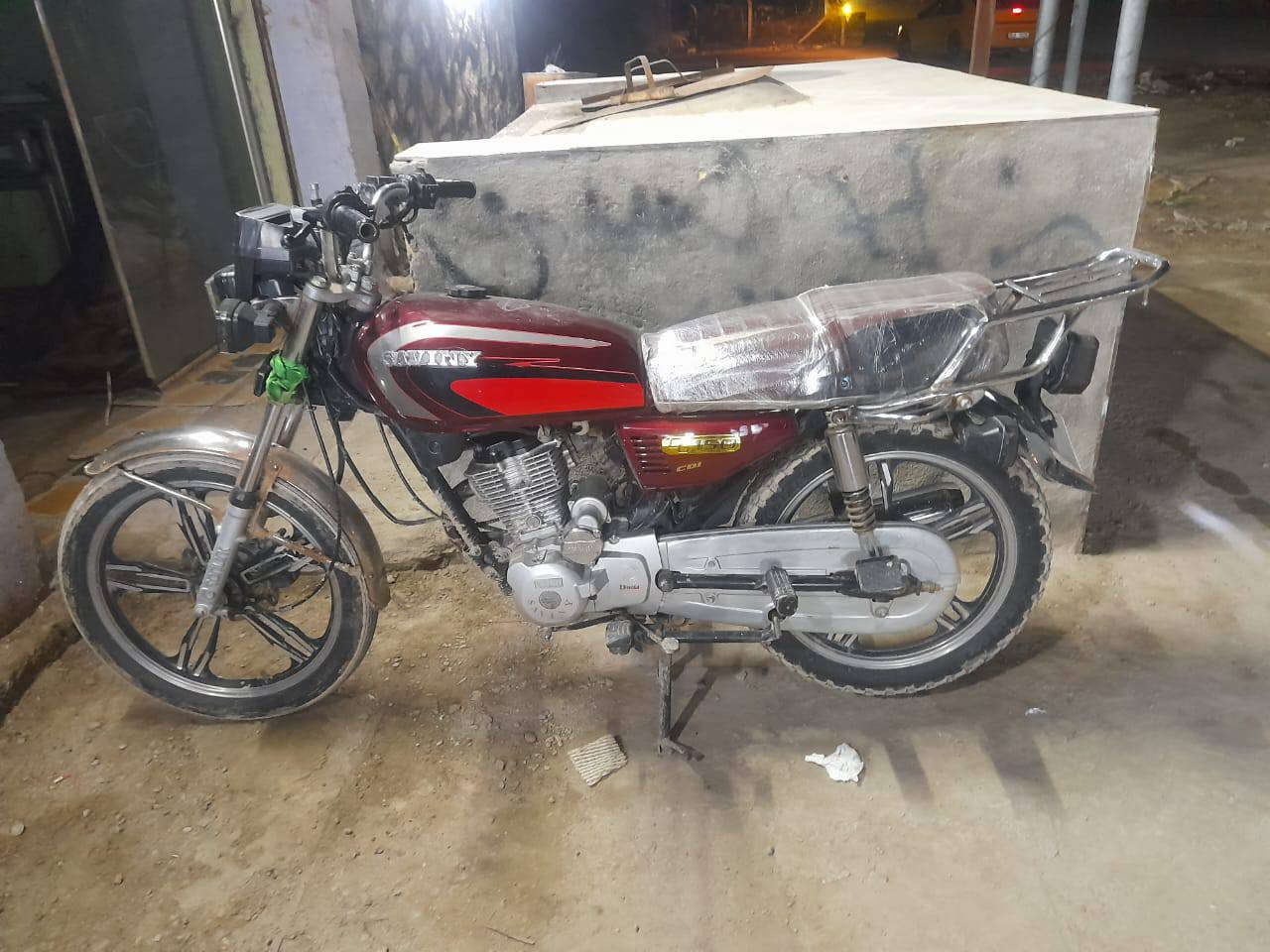 دراجه للبيع سفانه موديل 2020
دراجه نظيفه كهربائيات شغاله
دراجه نظيفه محرك بدل بي بس ولفات السعر 450وبيها مجال 
العنوان بابل قضاء القاسم 
الستفسار عله الرقم ***********
