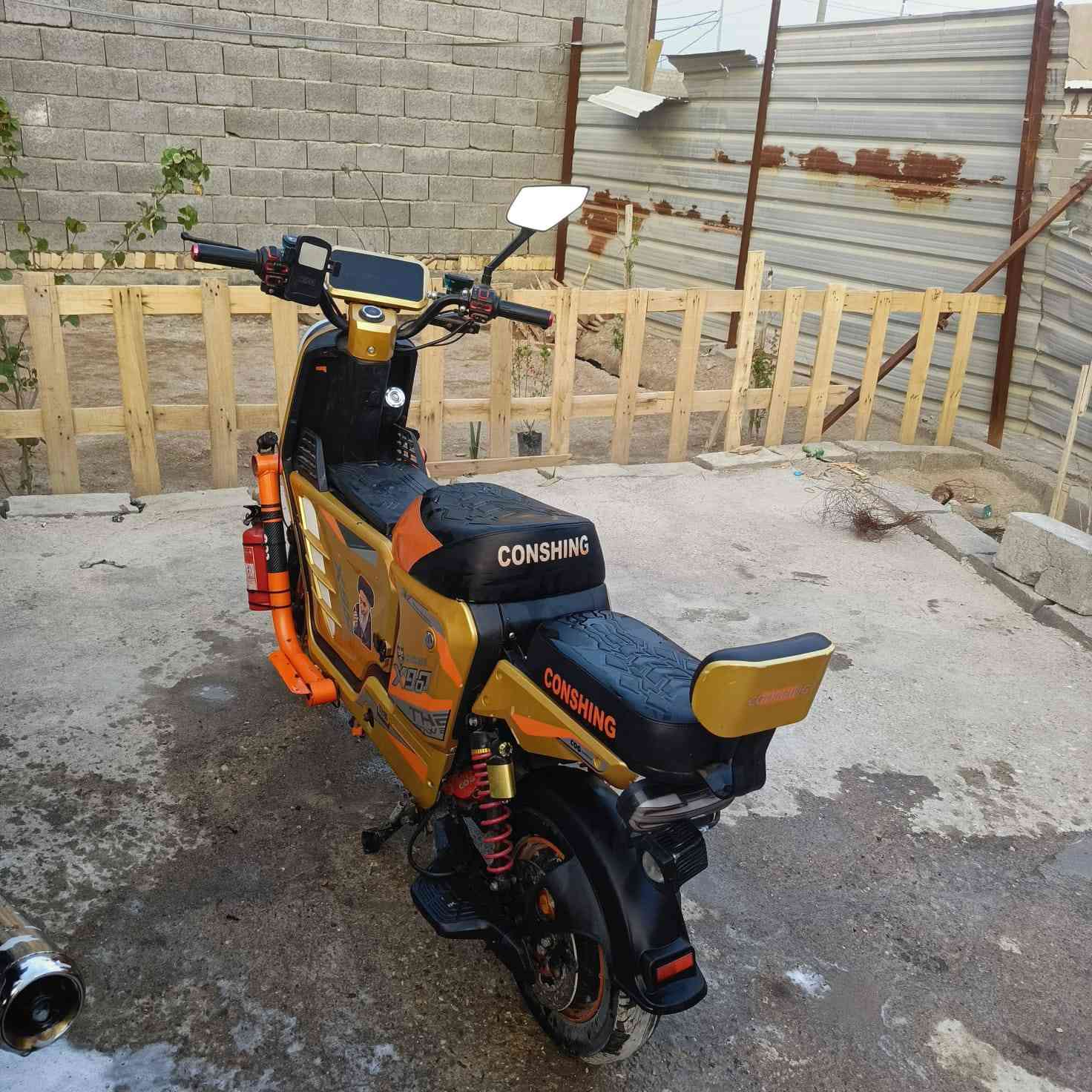 سلام عليكم دراجة شحن للبيع 900x مكفولة مديل 2025 شقالة من طول الطول
سعرها 450 مكان بصرة كرمة علي البدران ***********،
