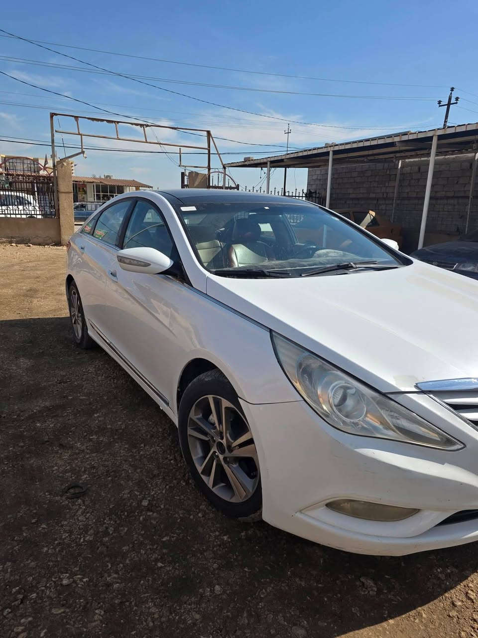 سوناتا خليجي بسمي موديل 2011
مكينه 2400
كفاله من صبغ وتبديل 
رقم وهزه وسنويه جديده 
الاتصال ***********
