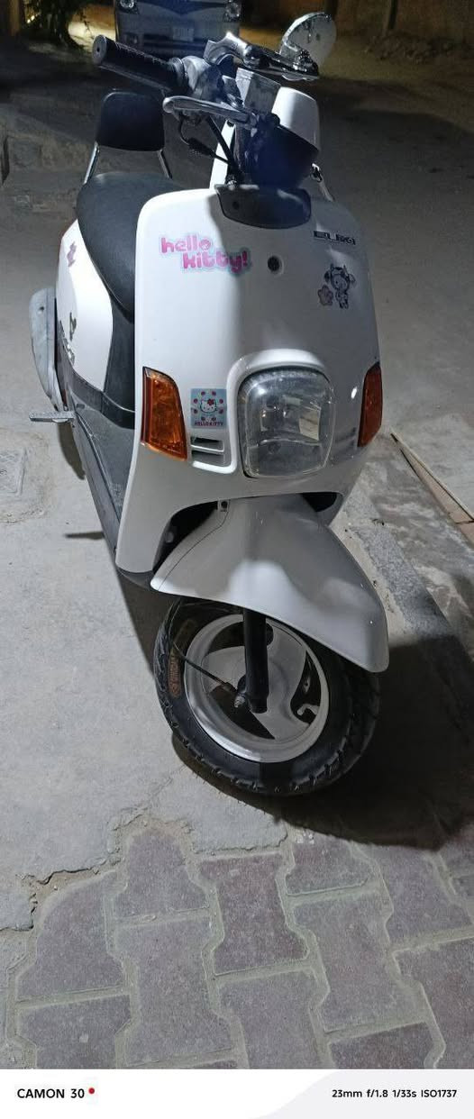 السلام عليكم دراجه ماكس بوليس مديل 8دراجه نضيفه وحلوه بلاديه بس كوره مفتوح ولكفر مصبوغ فقط السعر 600وبيه مجال المكان كربلاء***********التواصل على الرقم
