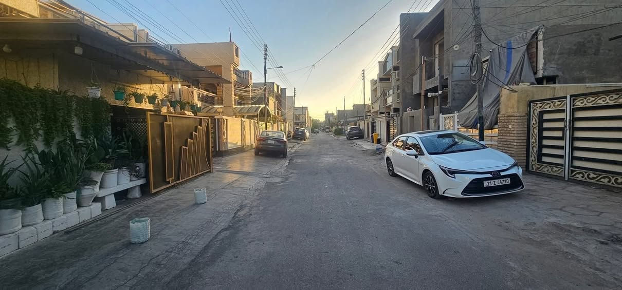 اعلان ●○● للبيع 

بيت مساحه 《٢٠٠ متر》《  الواجه ١٠ متر》 النزال ٢٠ متر》
وحدتين سكنيه الواقع في حي الجهاد الخارجيه مربع البريد
الطابق الارضي الاول// يتكون من ٢ غرف نوم صحيات صاله ضيوف مطبخ كراج 
الطابق الثاني// يتكون من ٢ غرف نوم صحيات صاله ضيوف وسطح وكراج 

للاستفسار مراسلة الصفحة او الاتصال

على الارقام واتساب

☎️ ***********

☎️***********

زورو موقعنا ((مــكتــب بــاب الحــارة)) في حي الجهاد مقابل ((جامـــع النــور))ومجاور(( شارع التكية)) يوجد كافة العروضات وكافة المساحات للـــدور والاراضـــي
بإدارة { السيد ابو أنس}🇮🇶🇮🇶
