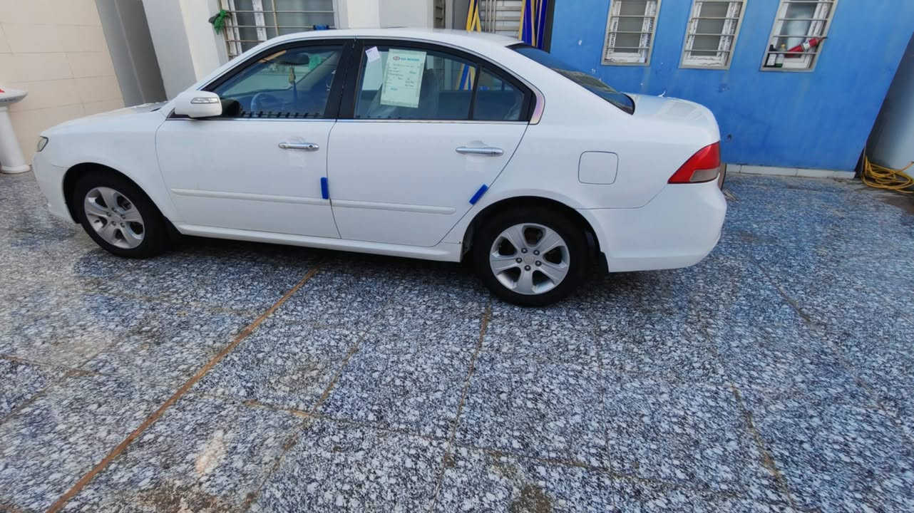 ابتيما ٢٠١٠ خليجي
محرك كير شرط ٢٠٠٠
تخم تاير جديد حداديه جديده
كهربائيات شغاله جاهزه سيارة
تبريد يشتغل وي سويج فوول
مواصفات كامله فتحه عدا البصمه
السعر ١٢٧ ورقه وبيها مجال الشراي بسيط
دحجه بسيطه ب جاملغ خلفي ماعابره فقط
مكتب الفهود لبيع وشراء سيارات
السماوه جربوعيه ثانية قرب سيطره
***********
