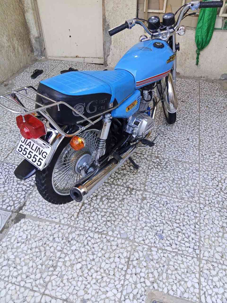 4كير جديده موديل 22 اوراق أصولي
السعر 850 وبيها مجال


**إذا كنت صاحب هذا الإعلان وتريد حذفه لأي سبب، رجاءا أرسل رسالة إلى الدعم الفني**