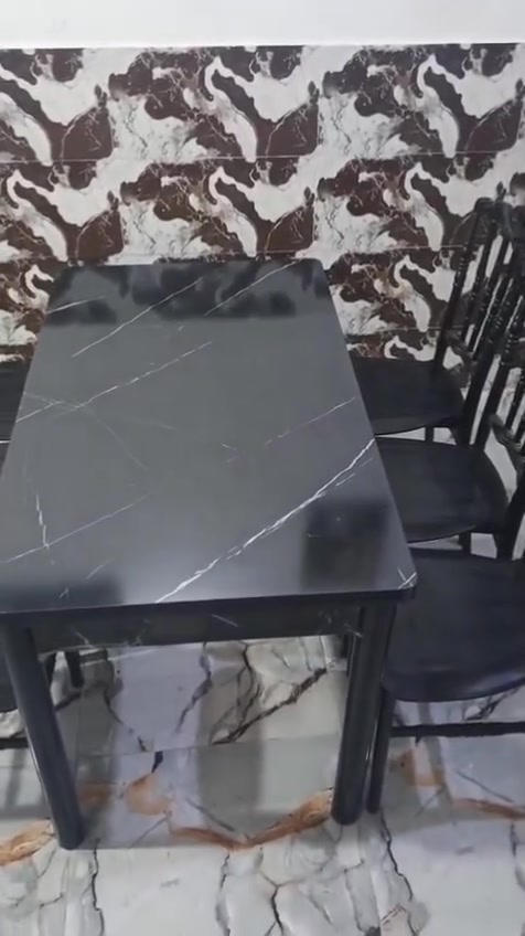 ***********
