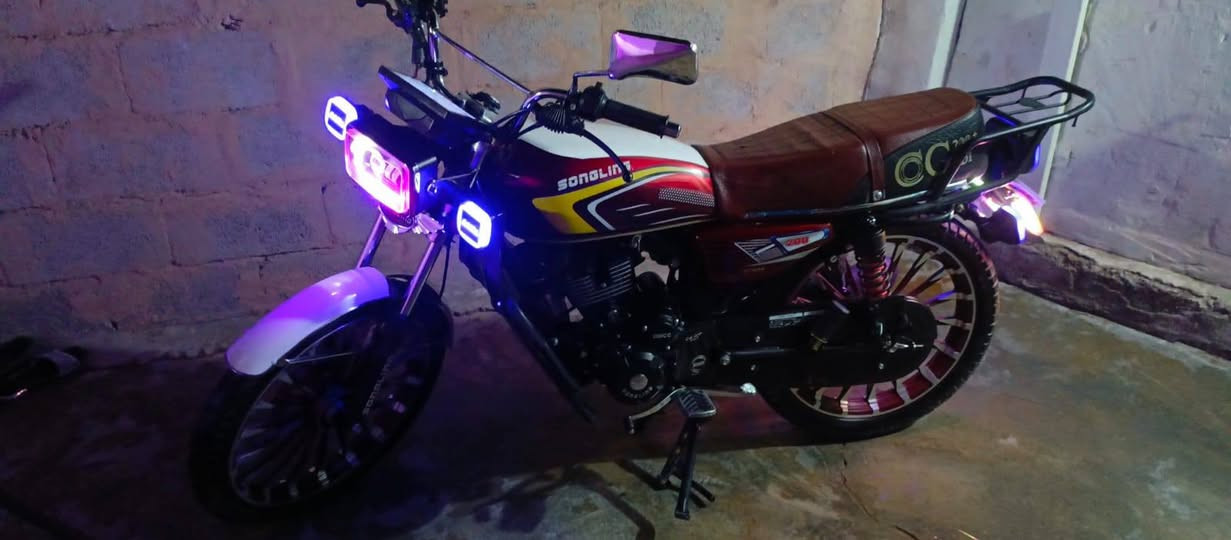 السلام عليكم للبيع دراجه مديل 26دراجه 
حلوه دراجه ماشيه شي قليل دراجه حلوه بشكل الدراجه بيها منفيز سعر 750وبيها مجال للشراي مكان الدراجه سامراء 
الستفسار /***********
