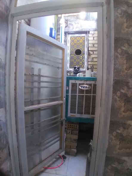 سلام عليكم دار للبيع يحتوي على غرفتين نوام وصاله ومطبخ وصحيات المساحه البيت ٧٥ متر نوع العقار ملك صرف زراعي سند ٢٥ بدون وقف نزال خزعل للإستفسار على الخاص عنوان المنطقه الطي شاطى التاجي الكاضميه الثانيه ***********
