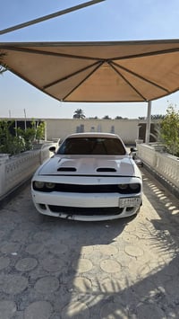 جالنجر 2016   حادث جاملغ وبنيد سعر 134 وبيها مجال  السياره محتاجه ترتي...