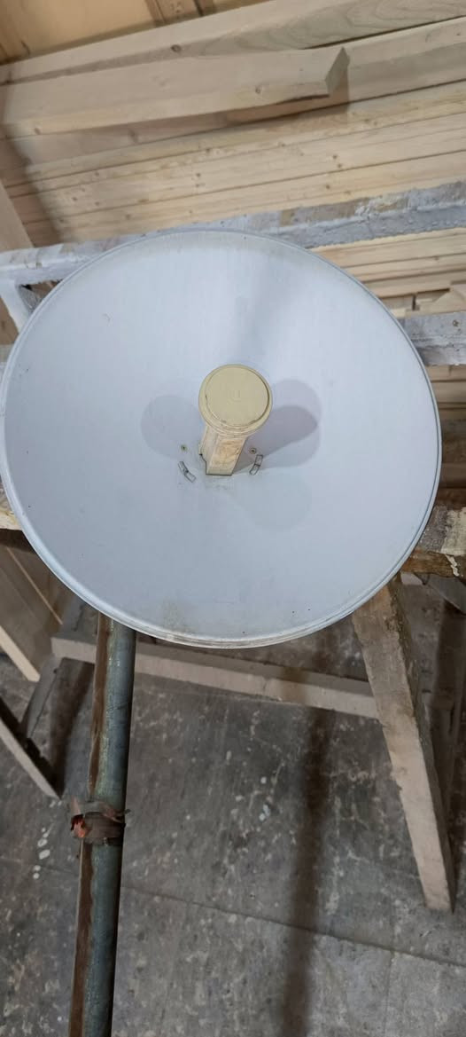 سلام عليكم صحن انترنيت نضيف كلش وشرط شغال وياه بوري مترين ونص سعر 59مكان كوفه


**إذا كنت صاحب هذا الإعلان وتريد حذفه لأي سبب، رجاءا أرسل رسالة إلى الدعم الفني**