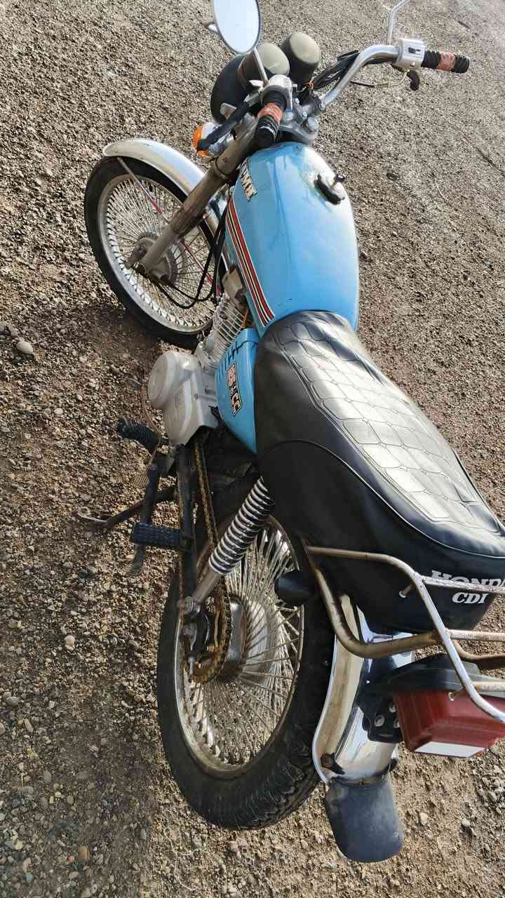 السلام عليكم دراجه نامه للبيع موديل 2020اوراق اصولي دراجه نضيفه وناعمه السعر 700وبيه مجال الاتصال على الرقم ***********
