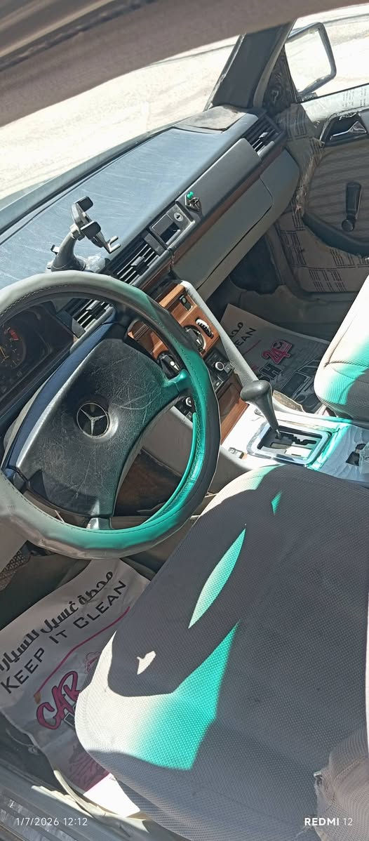 مارسدس موديل 91محور  محرك ياباني كهربائيات ومسجل ولايتات كامله وشغاله وتايرات وحدايديه نظيفات رقم كربلاء الدولي  بأسمي شرط التحويل المباشر سنويه غير نافذه سياره موجوده في النجف حي العداله السعر ٤٠ ورقه وبيها مجال للطيبين
الملاحضات:-
١ـسياره غير مكفوله من الضربه والشواصي ابيع سويج اكفل فقط محرك وكير واصوليات تجي تشوفها وتقتنع بيها وتدلل
٢ـالتبريد عاطل غير شغال
٣ـالتواصل على رقم التلفون غير متواجد على الانترنيت
رقم التليفون ***********
