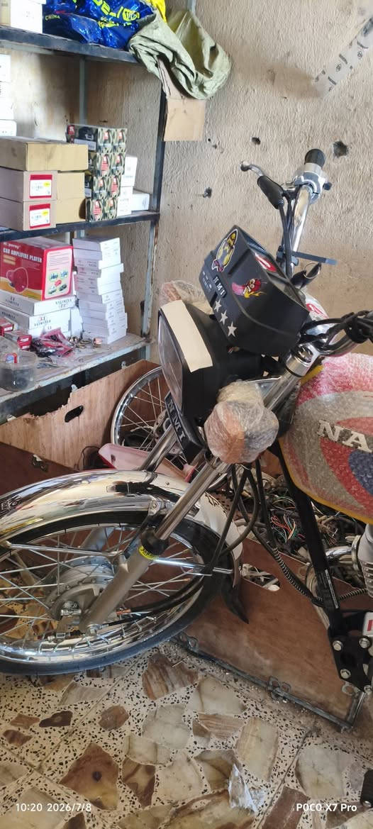 للبيع شاصي سكنر موديل ٢٧بعدها ع سحك معمر شلامجه الاصلي سعر مليون وبيه مجال الي مو شراي لايعلق رجاء الشراي يتصل ***********

