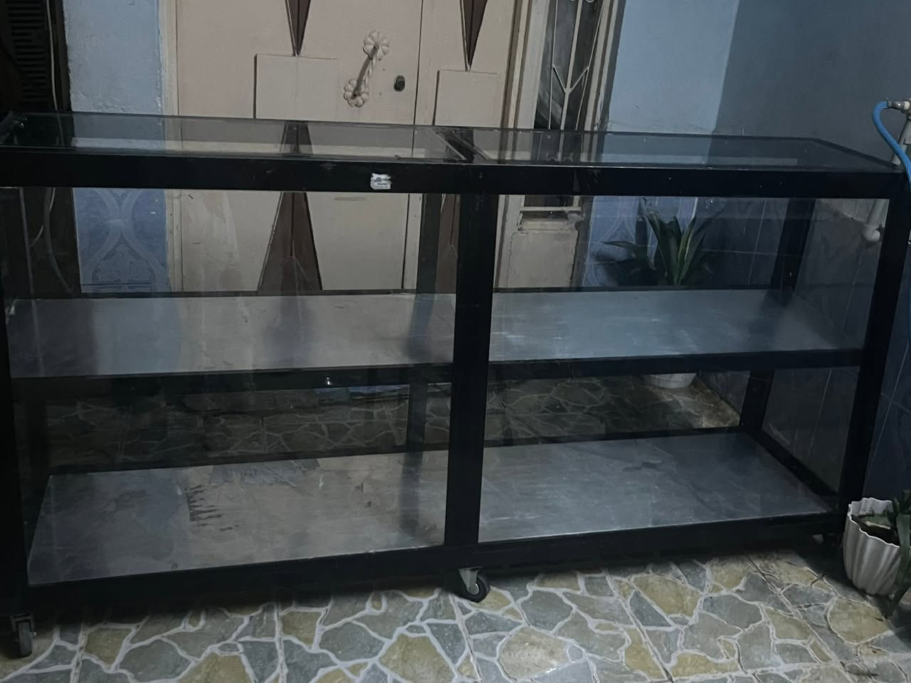 فاترينا للعرض للبيع جديده وجامها هم جديد سعرها 90 وبيها مجال قليل


**إذا كنت صاحب هذا الإعلان وتريد حذفه لأي سبب، رجاءا أرسل رسالة إلى الدعم الفني**