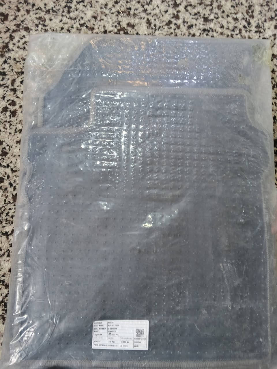 للبيع ارضيات شركة اصلي سني 2024 ما مستخدمة سعر 35 الف للاتصال ‏‪***********‬‏
زيونة
