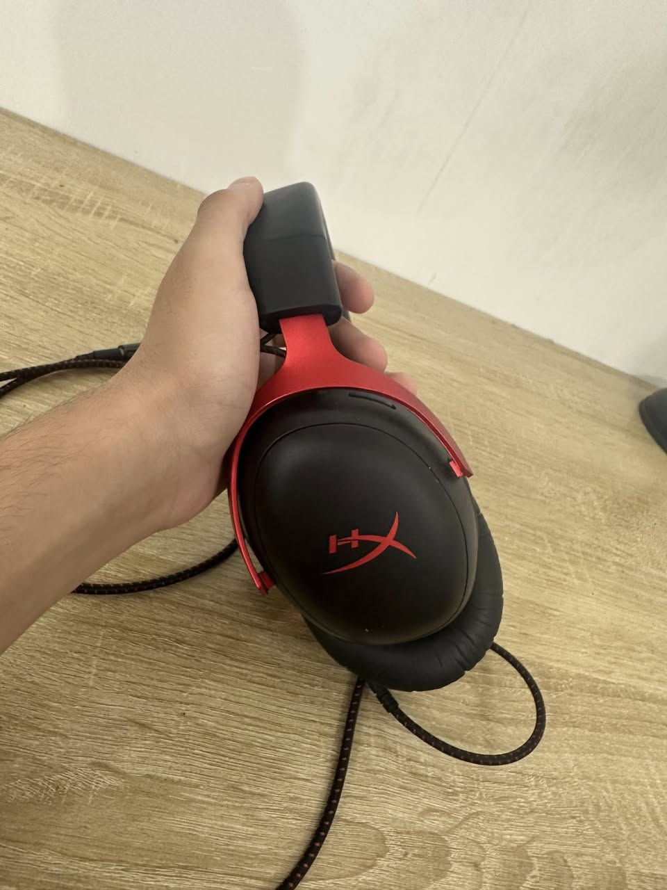 هايبر اكس للبيع بدون مايك كلاود  2 بدون مايك سماعه نضيفه وشغاله تفحصها يله تاخذها سماعة العاب وكيمنك  مو شراي لايتعبني سعرها 30 بيها مجال


**إذا كنت صاحب هذا الإعلان وتريد حذفه لأي سبب، رجاءا أرسل رسالة إلى الدعم الفني**