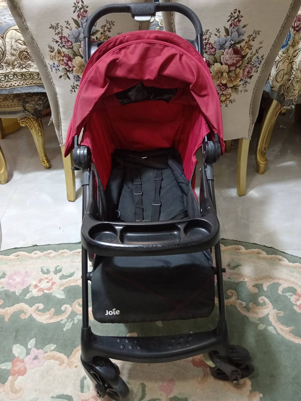 Joie muze stroller original
كرسي وشيزلونج وسرير وحزام خماسي وباسكت لاغراض البيبي وتابلوه للاكل للبيبي وتابلوه للام للموبايل والبيبرونه تشيل طفلين وتستحمل اوزان تقيله 
01008802077 للتواصل


**إذا كنت صاحب هذا الإعلان وتريد حذفه لأي سبب، رجاءا أرسل رسالة إلى الدعم الفني**