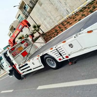 السلام وعليكم كرين للبيع دانية موديل 2002  والجك سلايتين  ربع رجلين ال...