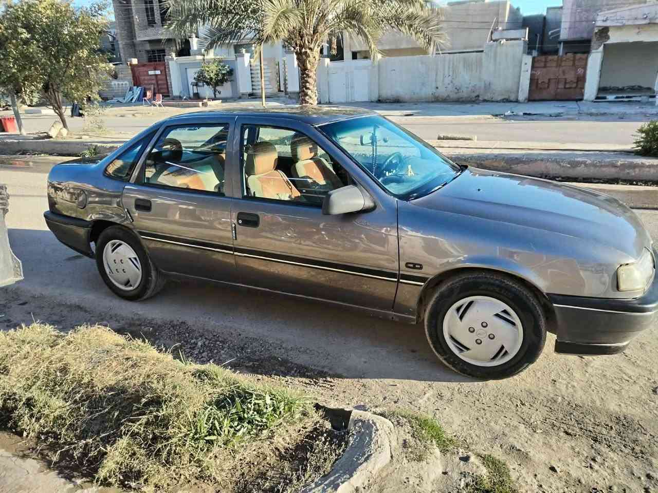 السلام عليكم  اوبل للبيع موديل ٨٩ رقم صلاح الدين انكليزي بسمي كير محرك صدر تخم  تاير كهربائيات كلها شغاله  سنويه لحد ٣٠ هزه جديده  تريد تحويل او وكاله السعر ٣٧ بيها مجال بسيط مكان السياره سامراء


**إذا كنت صاحب هذا الإعلان وتريد حذفه لأي سبب، رجاءا أرسل رسالة إلى الدعم الفني**