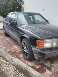 مارسیدس ١٩٠ مەکینە ٤بستۆن بەشەرتی گێر و مەکینە بەنزین کەم دەخوات مۆدێل...