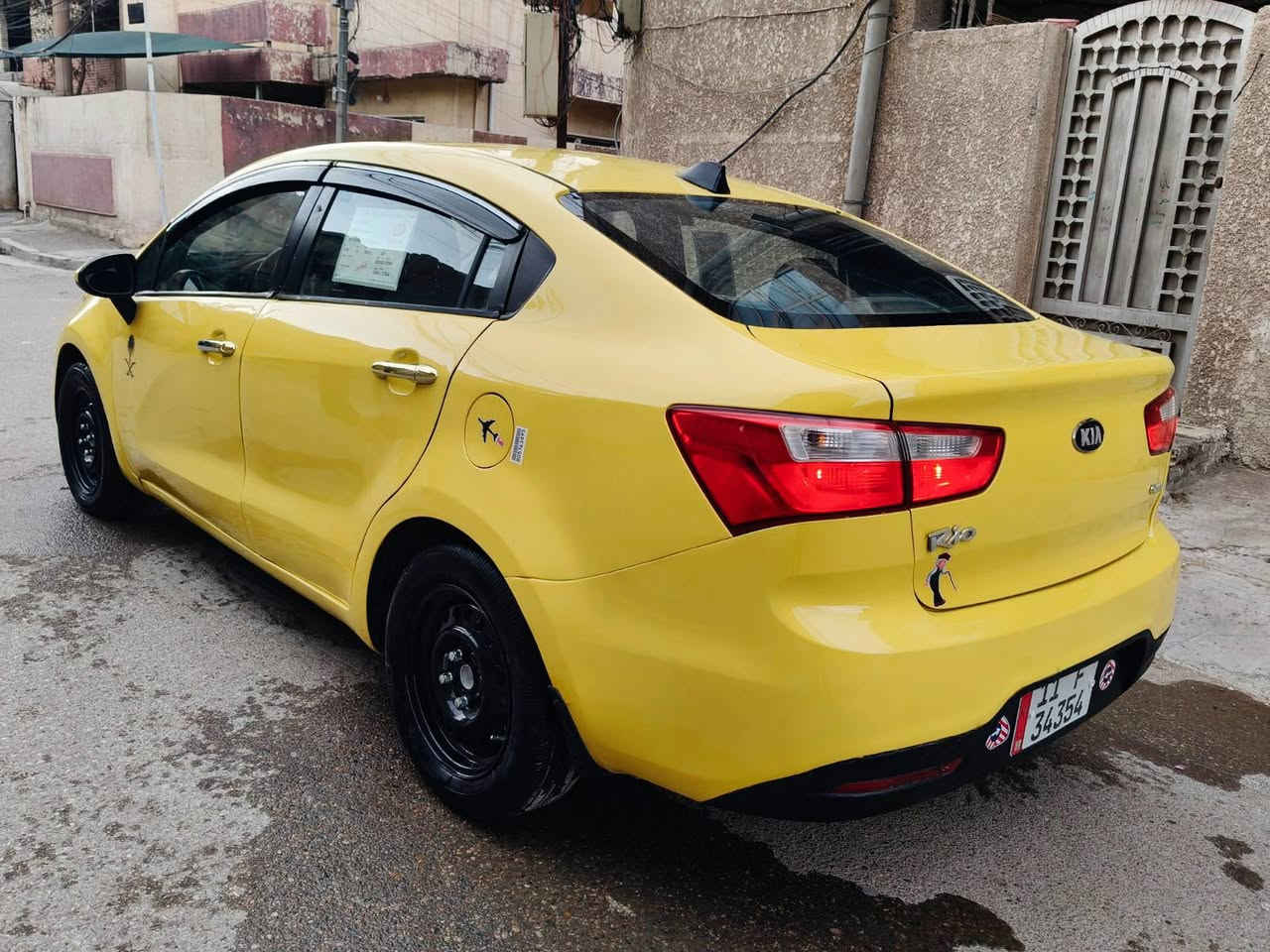 كيا ريو 2015 وارد امريكي السعر 80 بها مجال حادثها دعاميه اماميه مكينه كير جده السياره جاهزه الى نقص ما بيها تخم تاير جديد حداديه جديده كهربائيات شغاله سياره باسمي رقم دولي بغداد السنويه 31 العنوان بغداد البلديات رقم الهاتف***********
