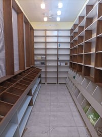 ديكور محل كوزمتك واكسسوارات بسعر مناسب اتصل وتدلل 07735948270