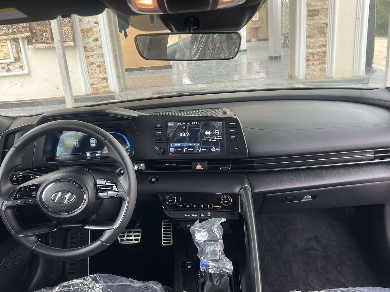 سلام عليكم النتره دخول جديد موديل 25 لون سمنتي سياره جديده زيرو ماشيه 3500 ضررها جاملغ الاامامي ايسر مبدل  وجاملغ الخلفي بي طخه بسيطه كلاش  سياره جديده بجم كبس 
سياره رقم شهداء مرقم سعر 160 وبيها مجال ستفسار ***********
