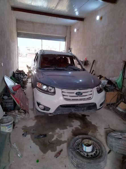 ورشة البراق سمكره وصبغ كافة أنواع السيارات العنوان كربلاء طريق الحسينية عمود 192 الاستفسار الاتصال على ***********
