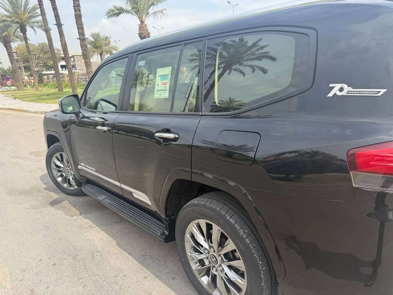للبيع لاندكروز gxr تطبيق ساز مكينه 4000 ماشية 53000كم سيارة  مكفولة من الصبغ بيه فقط سحب رصعة بيدار بجاملغ الخلفي كشنات جلد كهرباء جنطة كهرباء تبريد كشنات شاشات بلادي وباقي  المواصفات معروفه للاندكروز  السعر 62000$ دولار وبيه مجال مكاني بغداد الكرخ *********** بغداد, العراق
