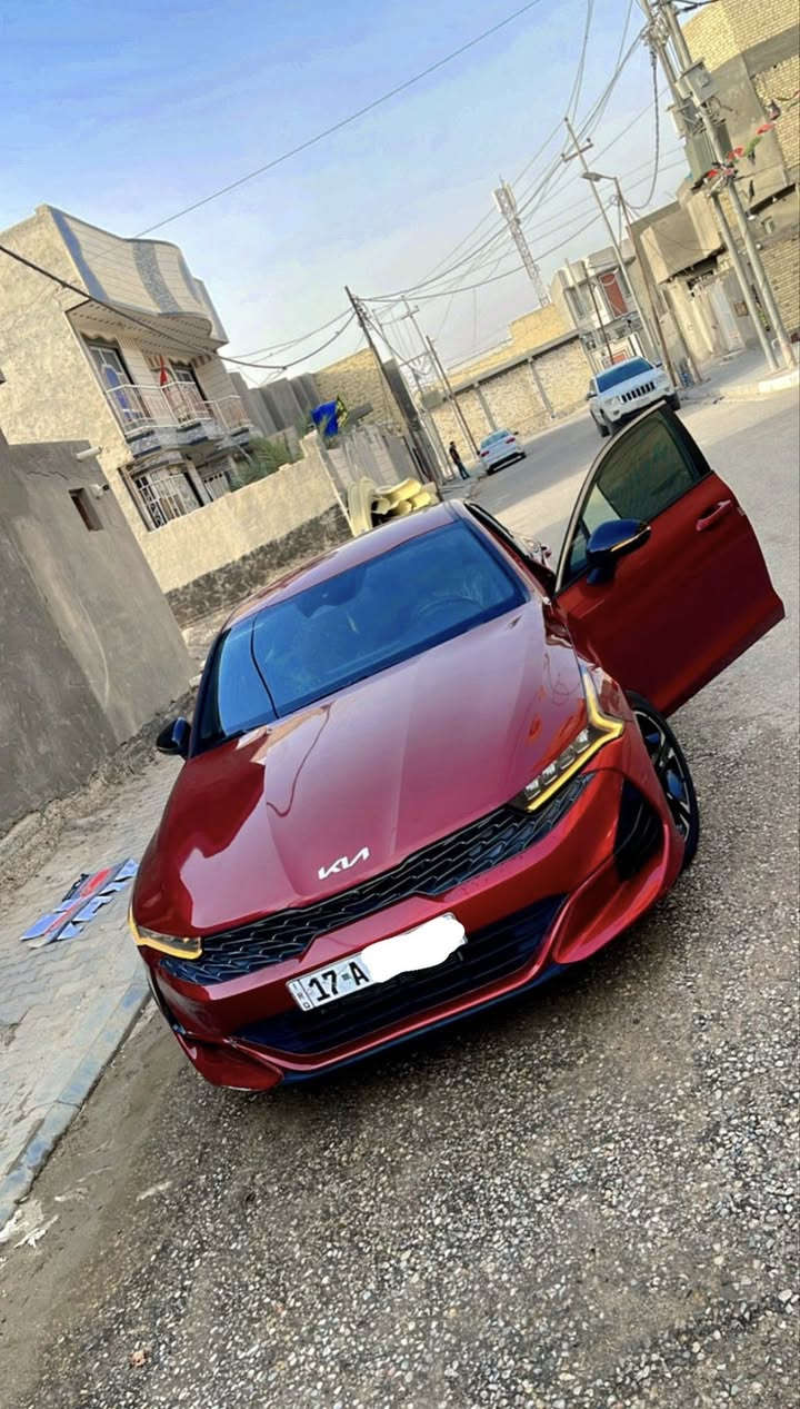 K5 23 GT line للبيع
السياره فول مواصفات عدا الفتحه 

رادارات 

تحكمات ستيرن 

شاشه حجم كبير اكبر من العاديه 

4 وضعيات قياده 

سايد بريك دكمه 

لايت 4 عدسات 

قياده ذاتيه 

تحديد مسار 

شحن لاسلكي 

كشنات جلد اسود مختوم GTline 

كشنات كهرباء 

تبريد ثلج ❄️ 

وبيه هواي موصفات السياره نصبته كلش حلوه بالواقع احلا من صور 

حادثه جاملغ عكس جهة السايق وبنيد تبديل بأمريكا 

السياره معوقين 160$ وبيه مجال 
للتواصل ***********
