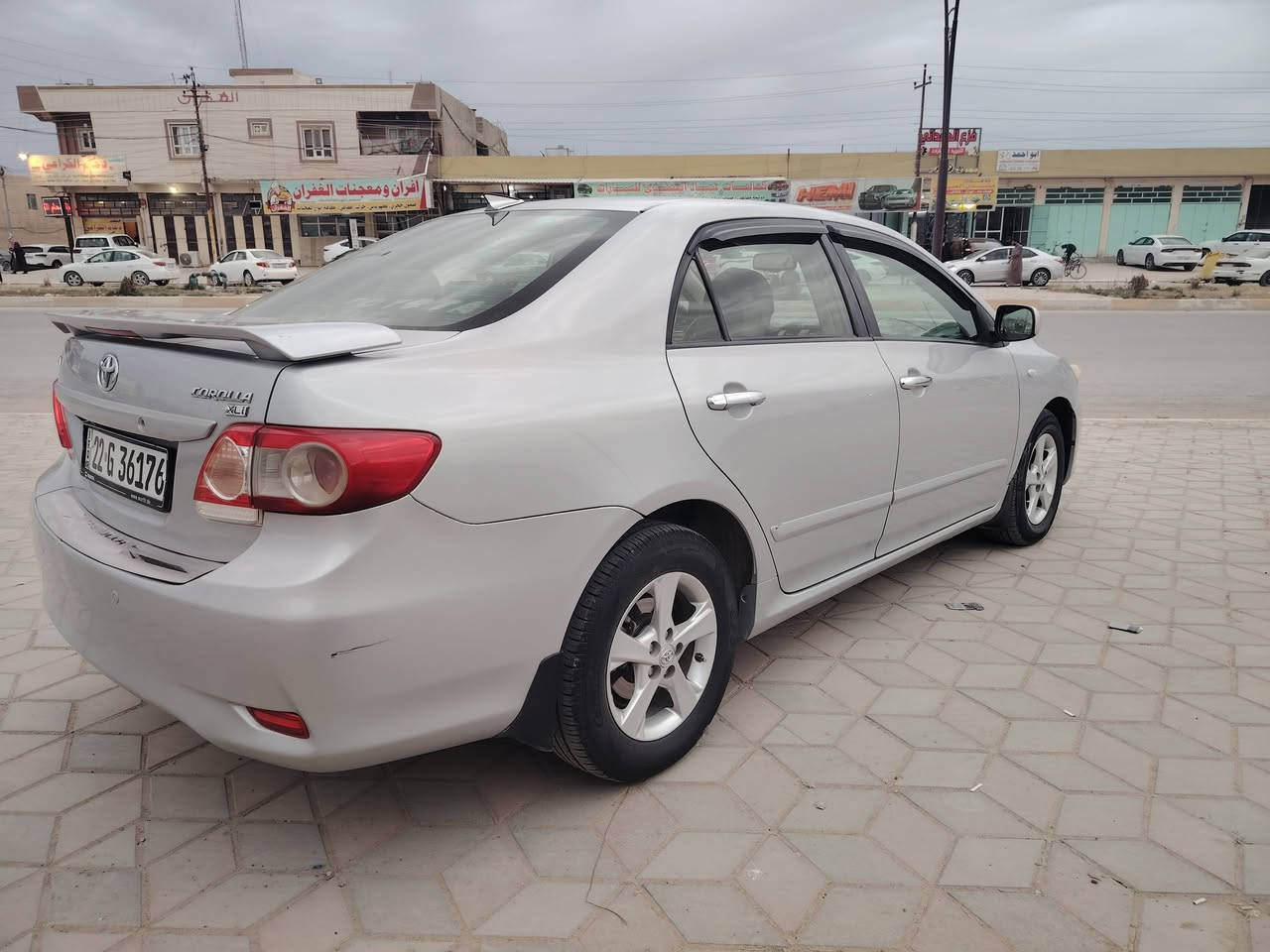 السلام عليكم
كورلا 2012 خليجي كلين مكفوله 
محرك 1600 
اربيل بأسمي 
سعر 128 بيها مجال 
مكاني تكريت 
***********
