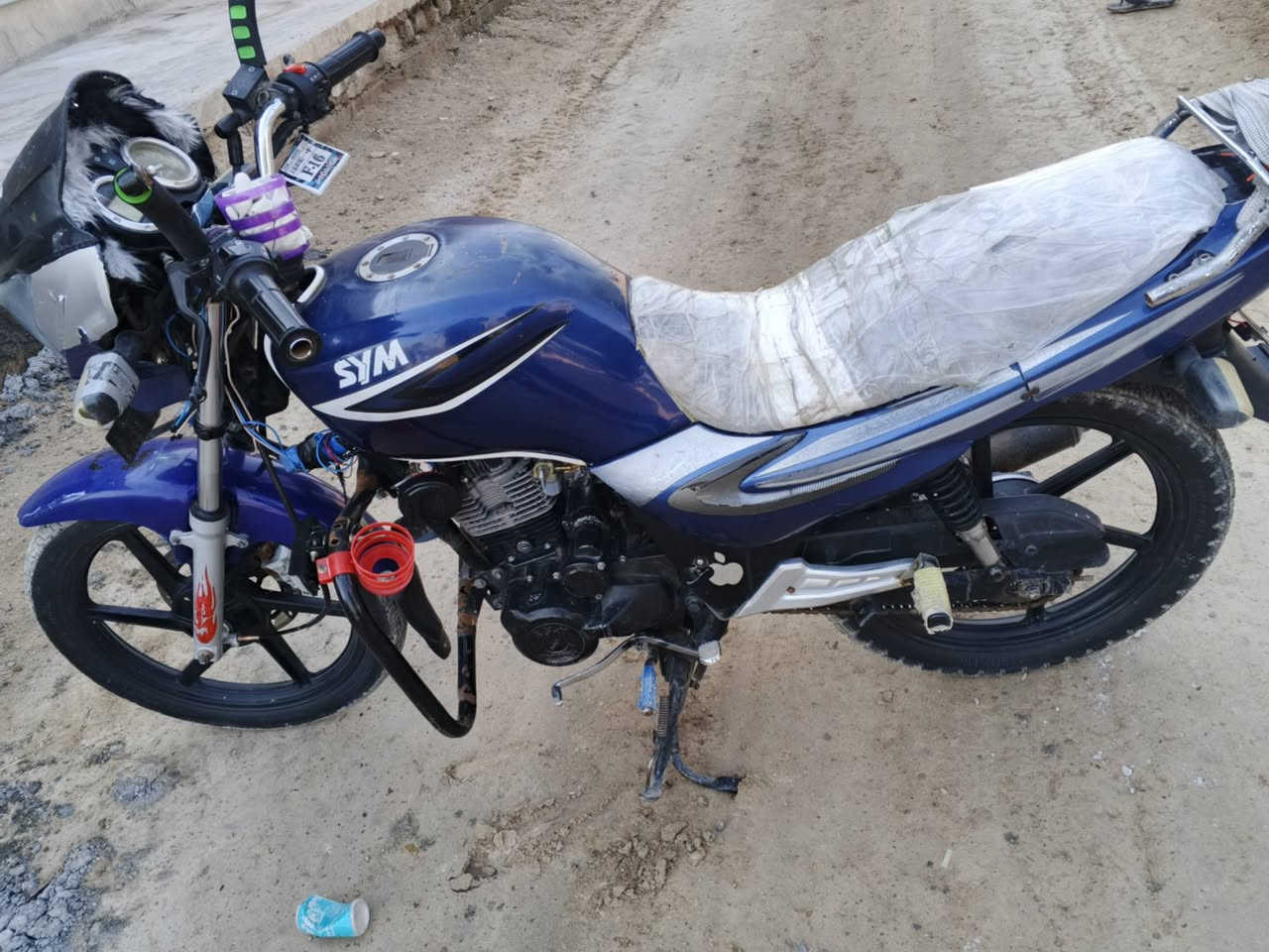 سلام عليكم ماطور سايم للبيع الموديل 17 نضافه خير من الله رقم ***********
