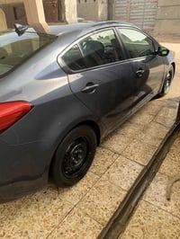 سياره فورتي موديل 2016 سياره ليبل فقط قبق جنطه مضروب كلير نفسه مثل مام...